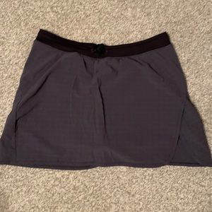 Mountain Hardwear skirt•medium